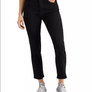 Levis Women’s 724 Straight-leg cropped jeans